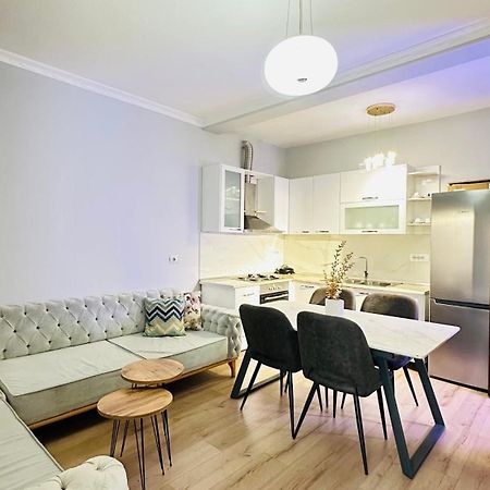 Bllok: Central Cozy Stay, 24/7 Self Check-In Tirana Extérieur photo