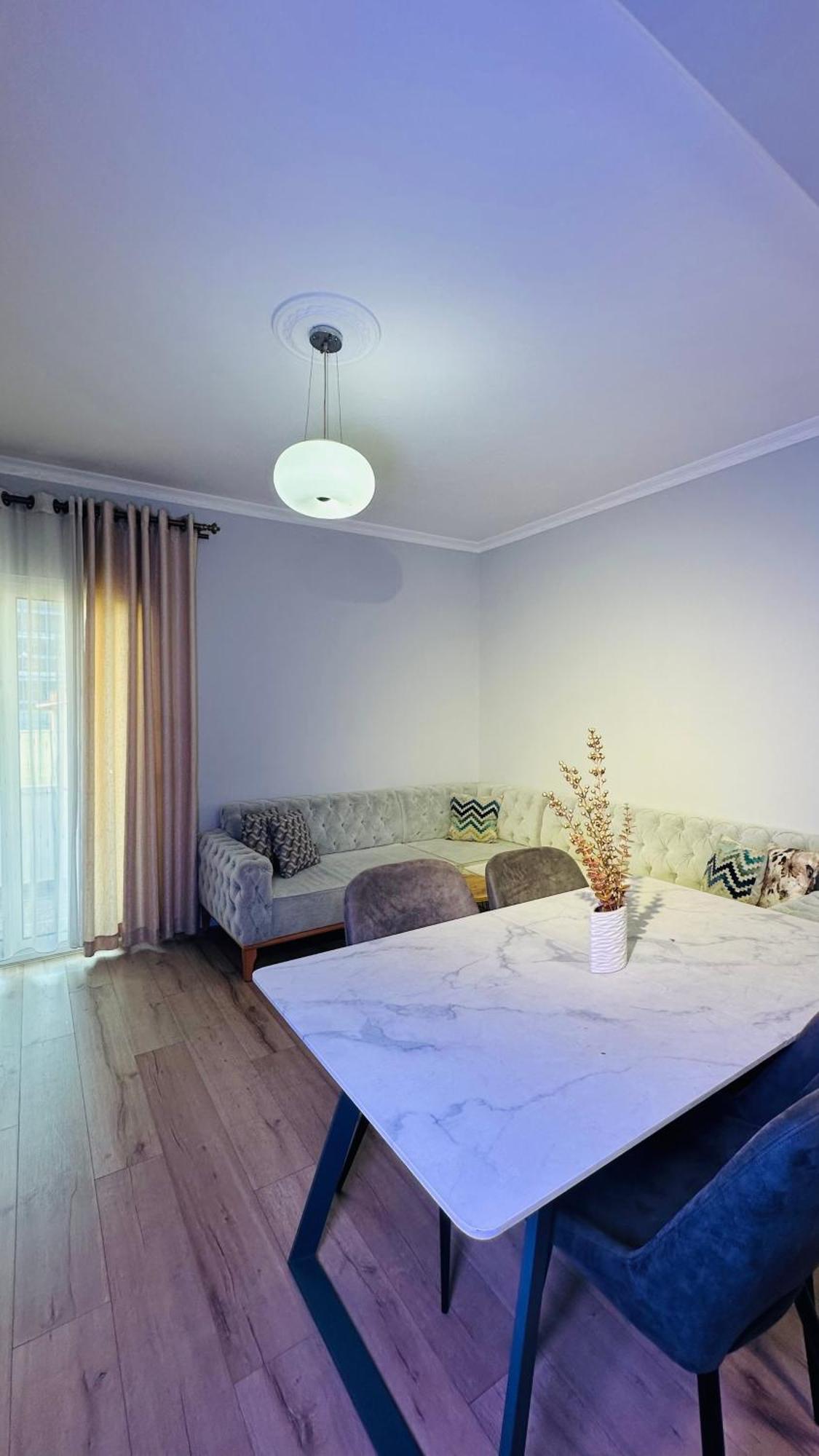 Bllok: Central Cozy Stay, 24/7 Self Check-In Tirana Extérieur photo