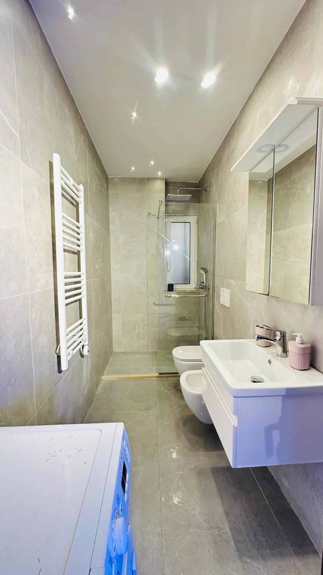 Bllok: Central Cozy Stay, 24/7 Self Check-In Tirana Extérieur photo